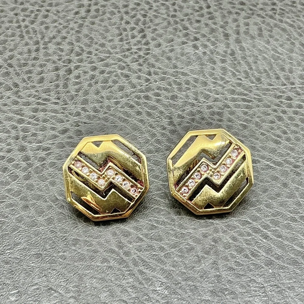 Vintage Avon Earrings Gold Tone Octagon Stud Womens Rhinestone Clip‎ On Jewelry